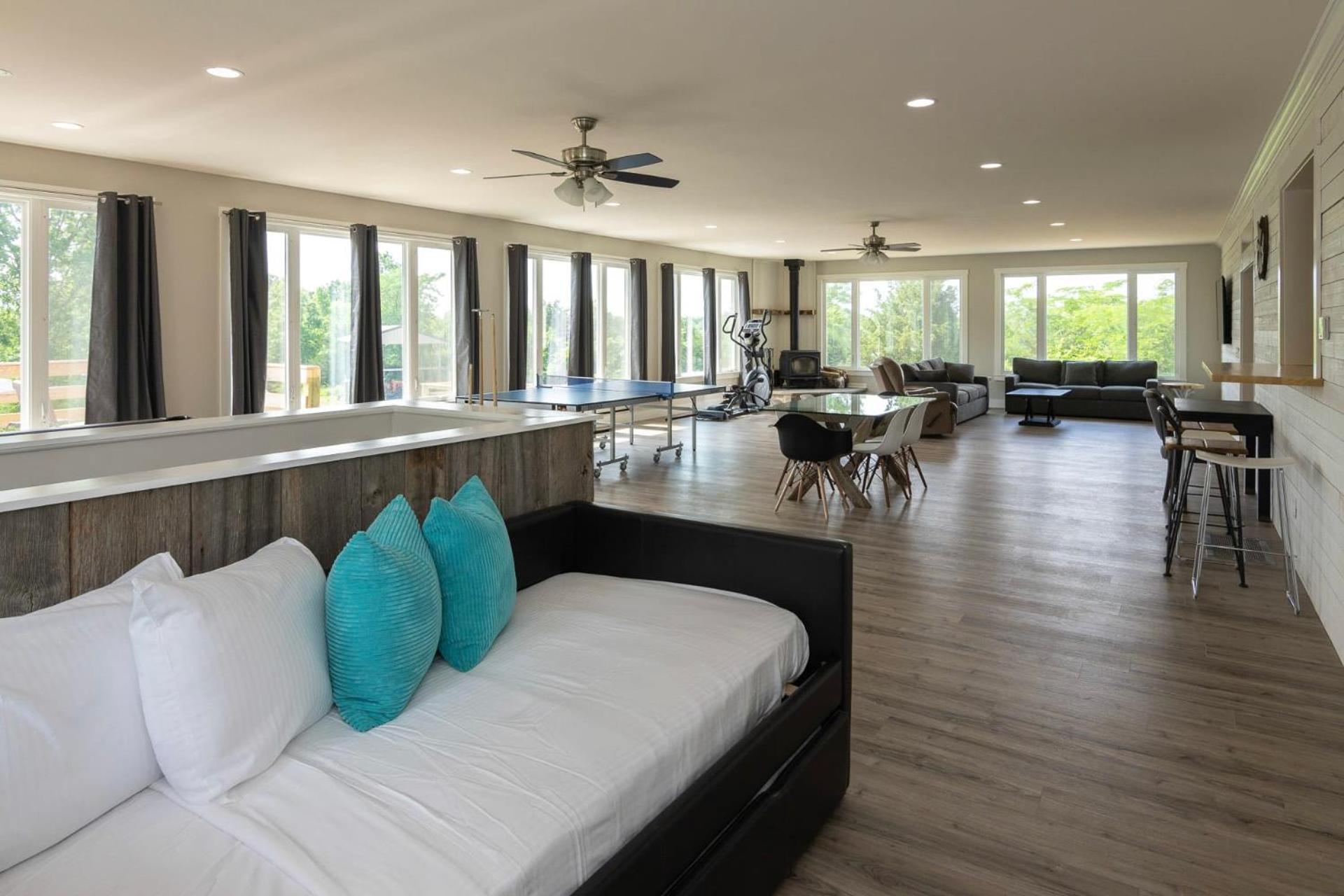Вілла 80 Acre Retreat With Pool - Minutes To Ark - Sleeps 15 Вільямстаун Екстер'єр фото